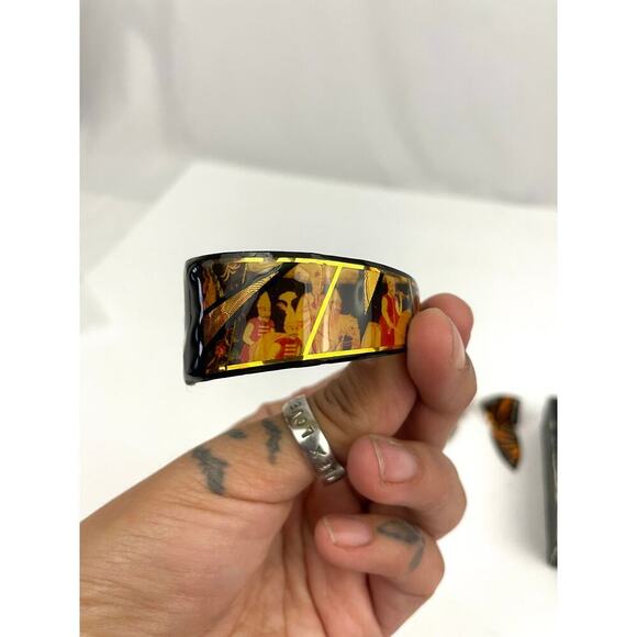 VTG John Crutchfield Earrings Bangle Metallic Art Graphics Gold Black 1990s - Picture 13 of 16